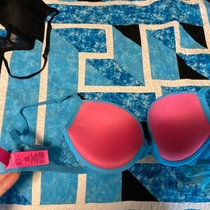 34D cute pink and blue bra worn once
